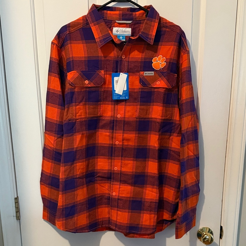 Columbia Men's Vibrant Plaid Button-Down Shirt